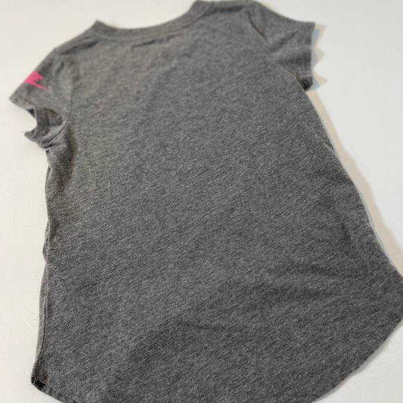 Nike Athletic Cut Girls Short Sleeve “Run Wild” T-Shirt. Size 6X/L. - Picture 3 of 4